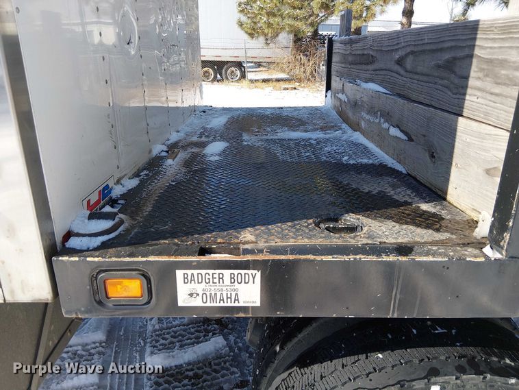 image for item FK0725 2020 Freightliner Business Class M2 Ext. Cab box / flatbed truck