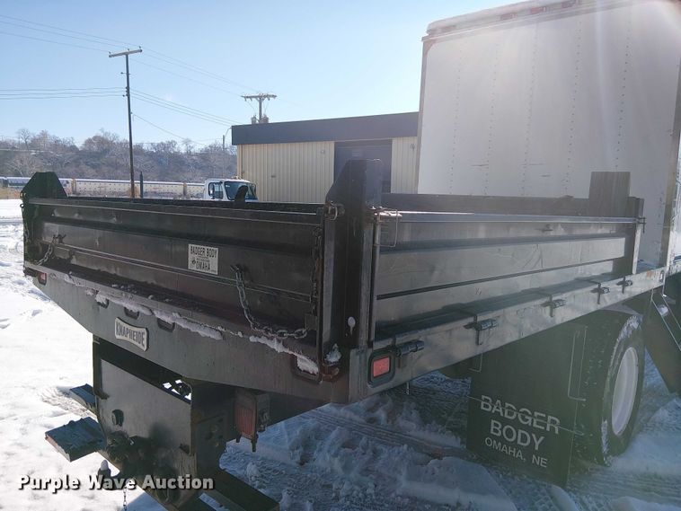 image for item FK0725 2020 Freightliner Business Class M2 Ext. Cab box / flatbed truck