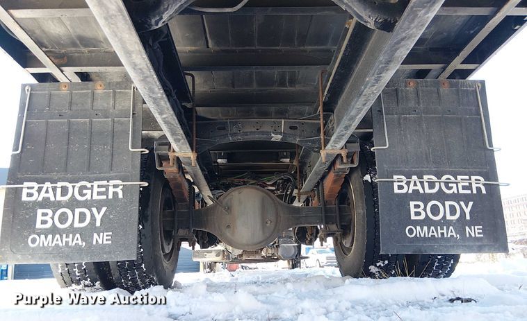 image for item FK0725 2020 Freightliner Business Class M2 Ext. Cab box / flatbed truck