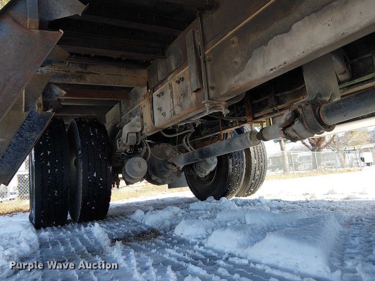 image for item FK0725 2020 Freightliner Business Class M2 Ext. Cab box / flatbed truck