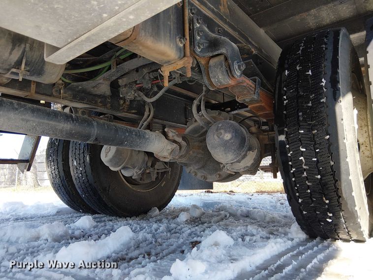 image for item FK0725 2020 Freightliner Business Class M2 Ext. Cab box / flatbed truck