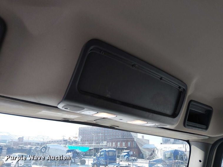 image for item FK0725 2020 Freightliner Business Class M2 Ext. Cab box / flatbed truck