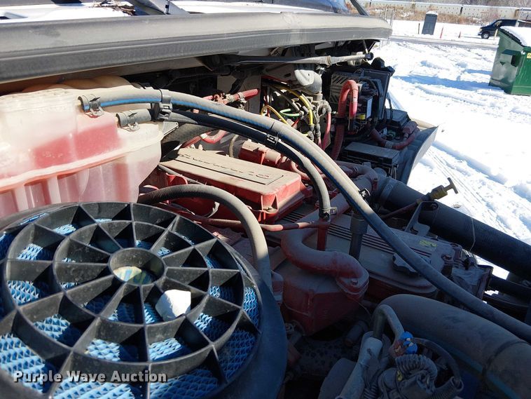 image for item FK0725 2020 Freightliner Business Class M2 Ext. Cab box / flatbed truck