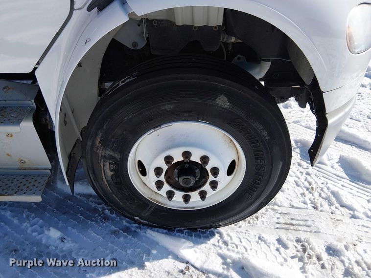 image for item FK0725 2020 Freightliner Business Class M2 Ext. Cab box / flatbed truck