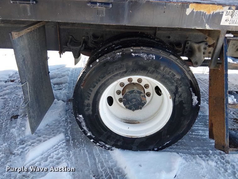 image for item FK0725 2020 Freightliner Business Class M2 Ext. Cab box / flatbed truck