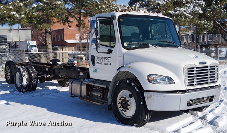 CAMIóN CHASIS 2012 FREIGHTLINER BUSINESSCLASSM2