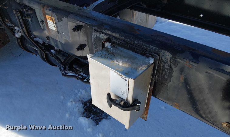 image for item FK0726 2012 Freightliner Business Class M2 truck cab and chassis