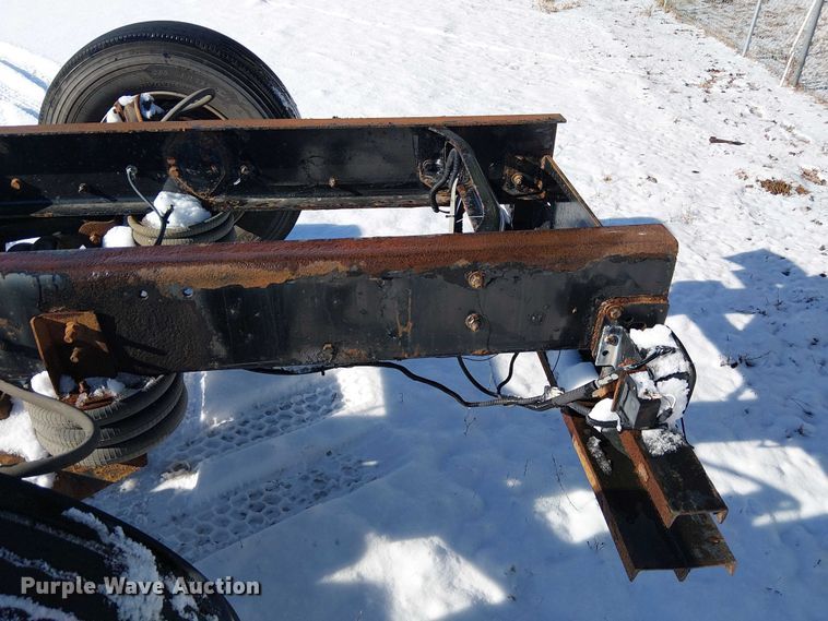 image for item FK0726 2012 Freightliner Business Class M2 truck cab and chassis