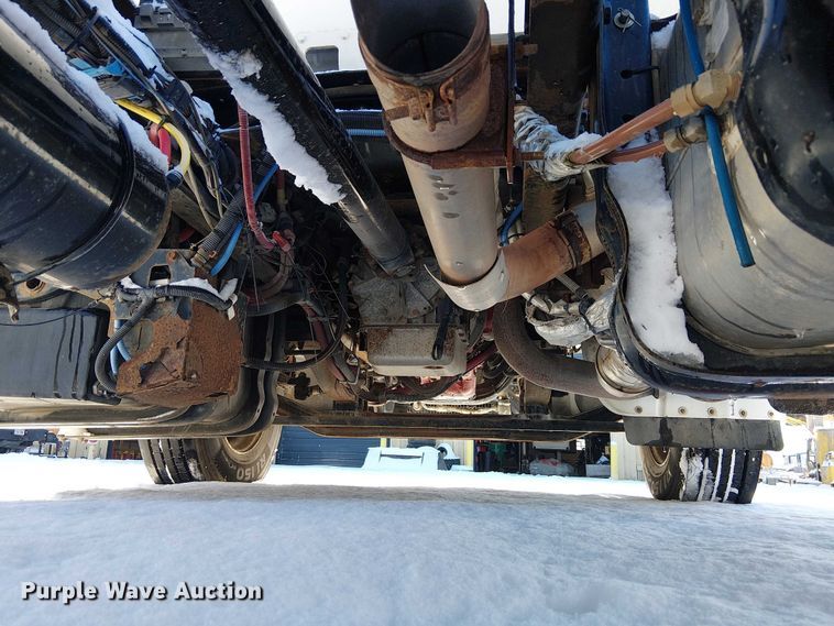 image for item FK0726 2012 Freightliner Business Class M2 truck cab and chassis