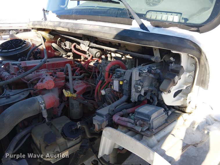 image for item FK0726 2012 Freightliner Business Class M2 truck cab and chassis