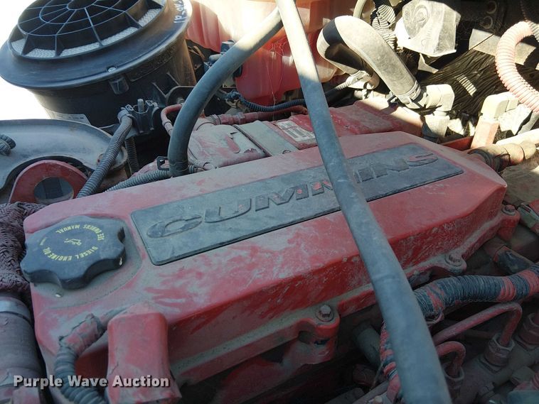 image for item FK0726 2012 Freightliner Business Class M2 truck cab and chassis