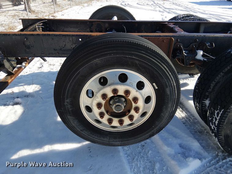 image for item FK0726 2012 Freightliner Business Class M2 truck cab and chassis