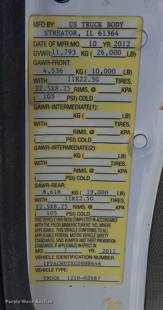 image for item FK0726 2012 Freightliner Business Class M2 truck cab and chassis