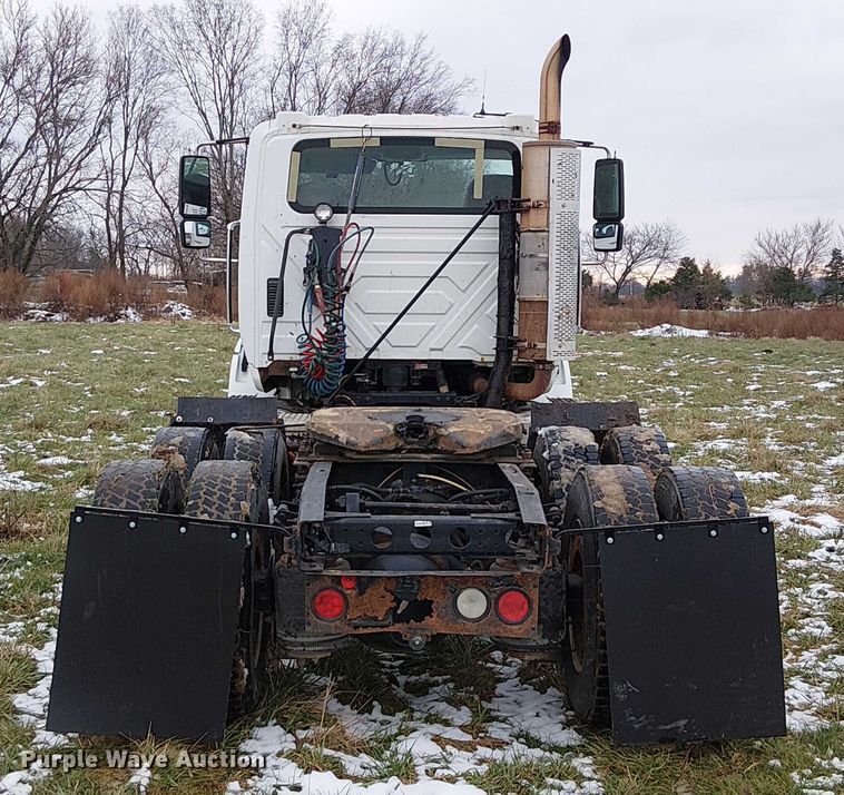 image for item FK0745 2012 International  8600 semi truck