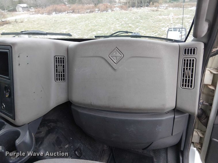 image for item FK0745 2012 International  8600 semi truck