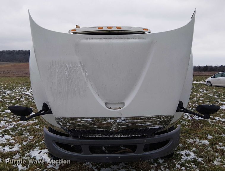 image for item FK0745 2012 International  8600 semi truck