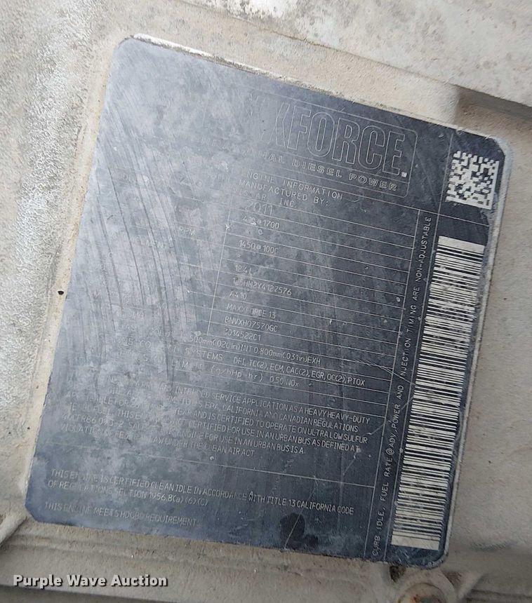 image for item FK0745 2012 International  8600 semi truck