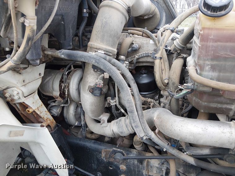 image for item FK0745 2012 International  8600 semi truck