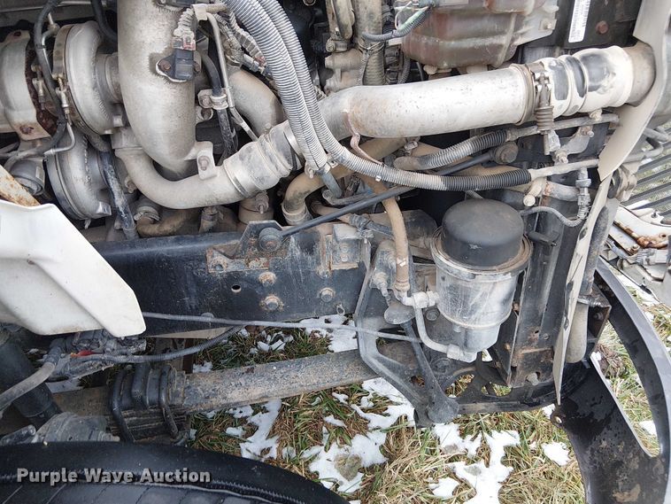 image for item FK0745 2012 International  8600 semi truck