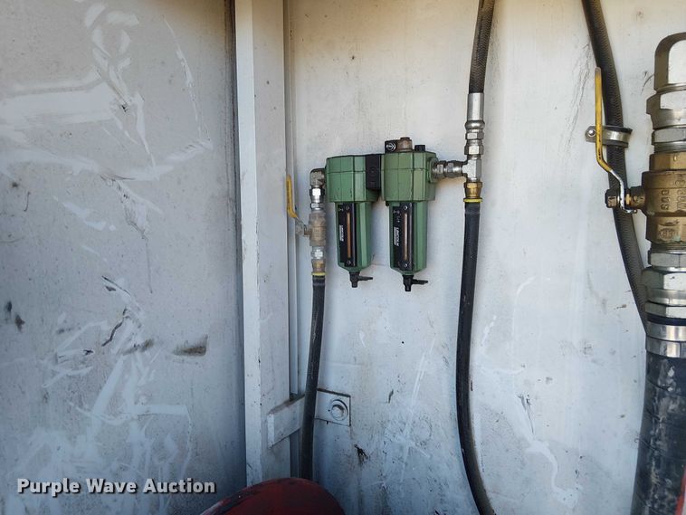 image for item FK0762 2018 KENWORTH T440 fuel / lube truck