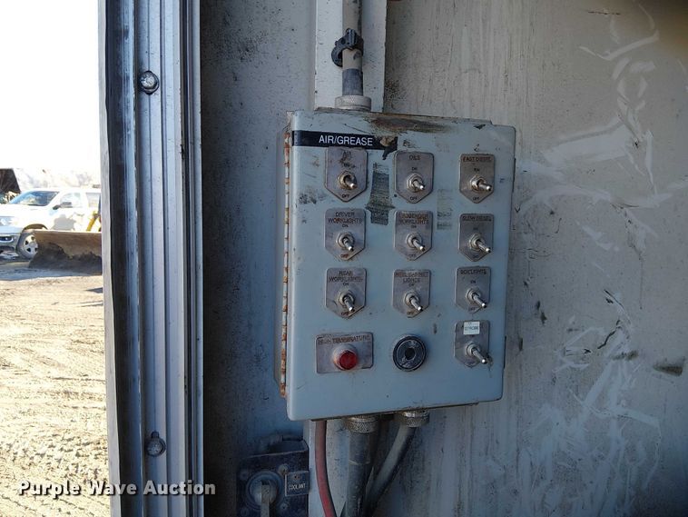 image for item FK0762 2018 KENWORTH T440 fuel / lube truck