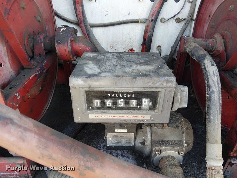 image for item FK0762 2018 KENWORTH T440 fuel / lube truck