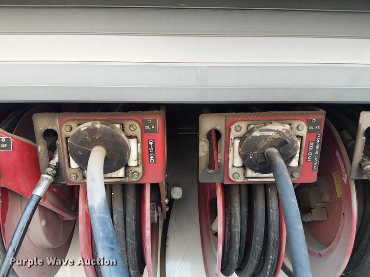 image for item FK0762 2018 KENWORTH T440 fuel / lube truck