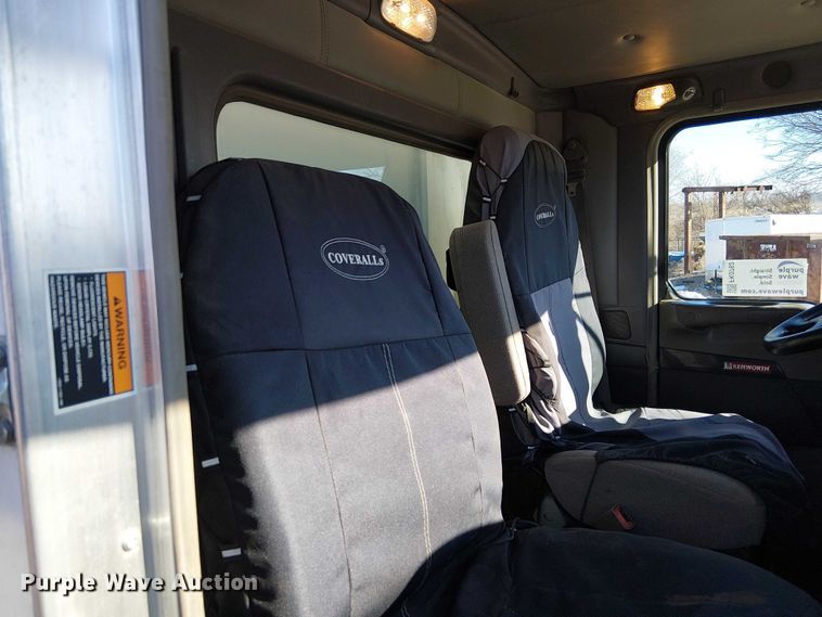 image for item FK0762 2018 KENWORTH T440 fuel / lube truck