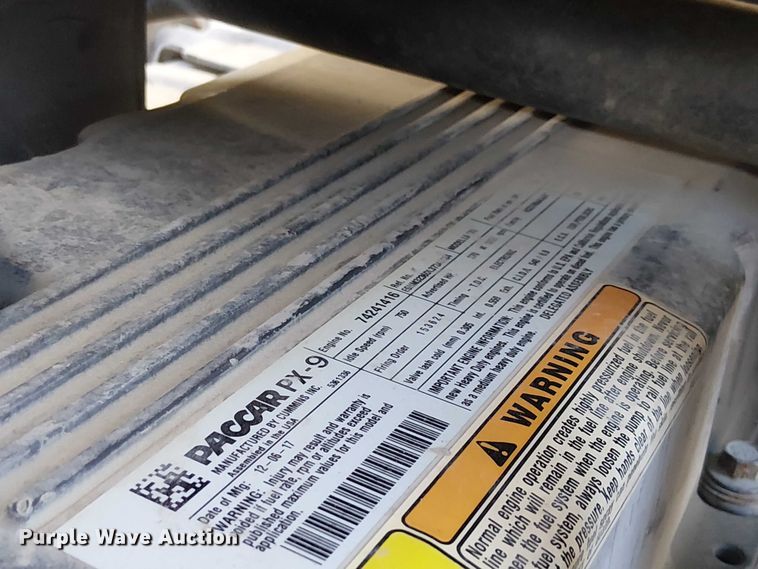 image for item FK0762 2018 KENWORTH T440 fuel / lube truck