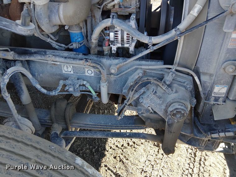 image for item FK0762 2018 KENWORTH T440 fuel / lube truck