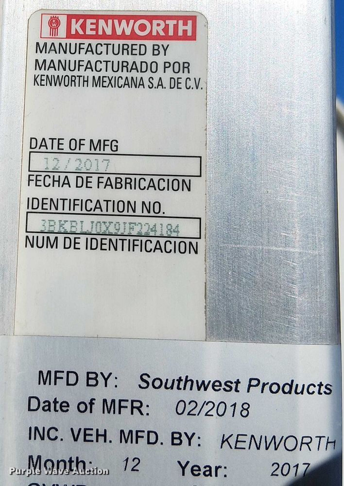 image for item FK0762 2018 KENWORTH T440 fuel / lube truck