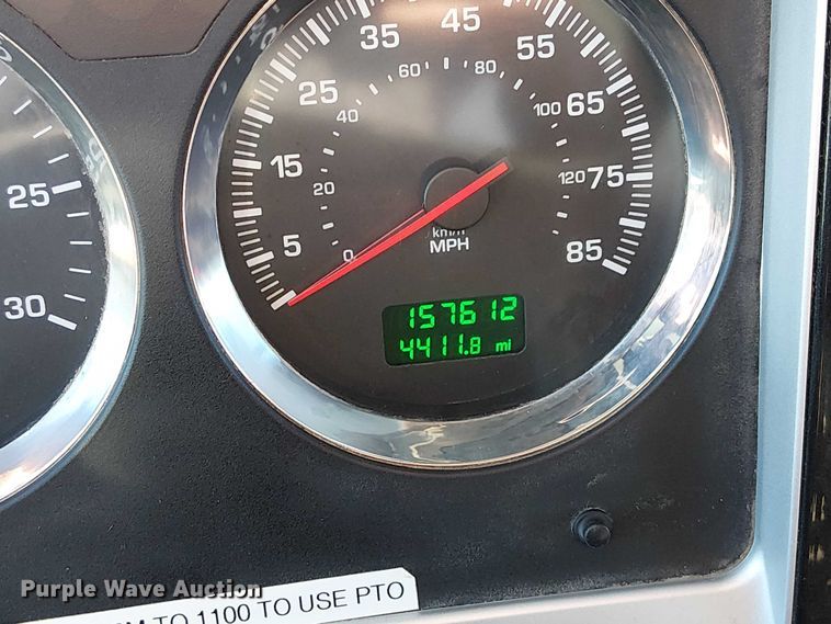 image for item FK0762 2018 KENWORTH T440 fuel / lube truck