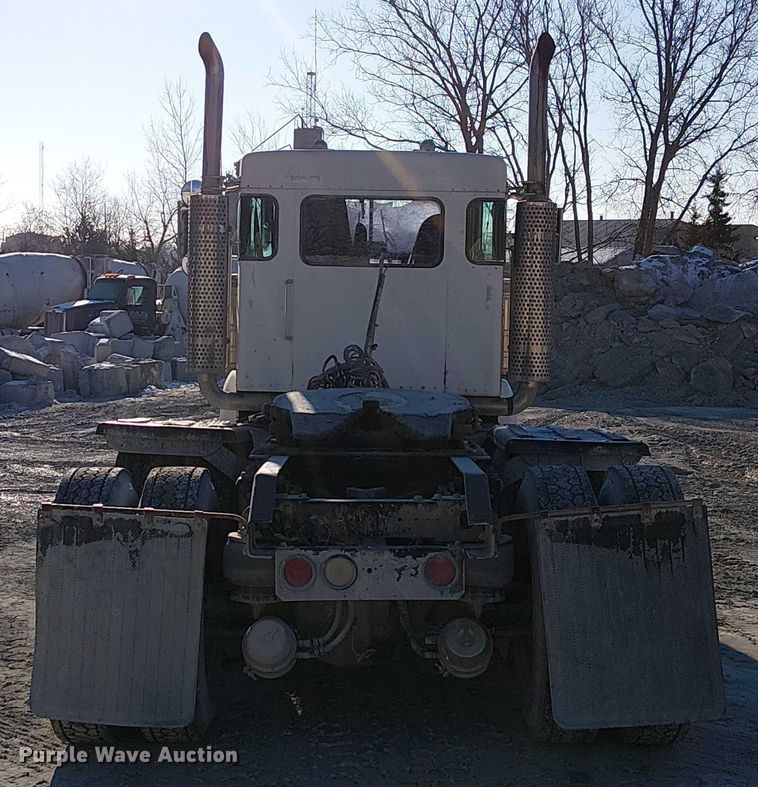 image for item FK0770 1999 Kenworth W900B semi truck