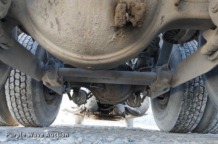 image for item FK0770 1999 Kenworth W900B semi truck