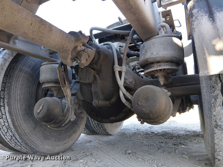 image for item FK0770 1999 Kenworth W900B semi truck