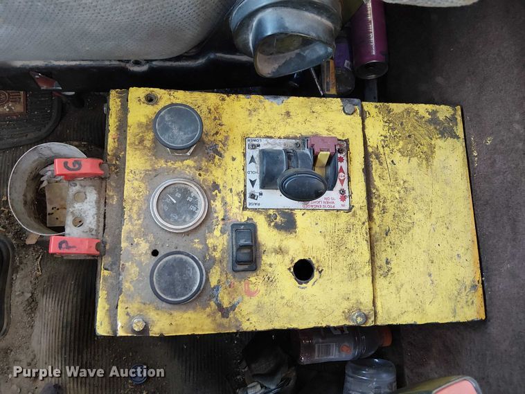 image for item FK0770 1999 Kenworth W900B semi truck