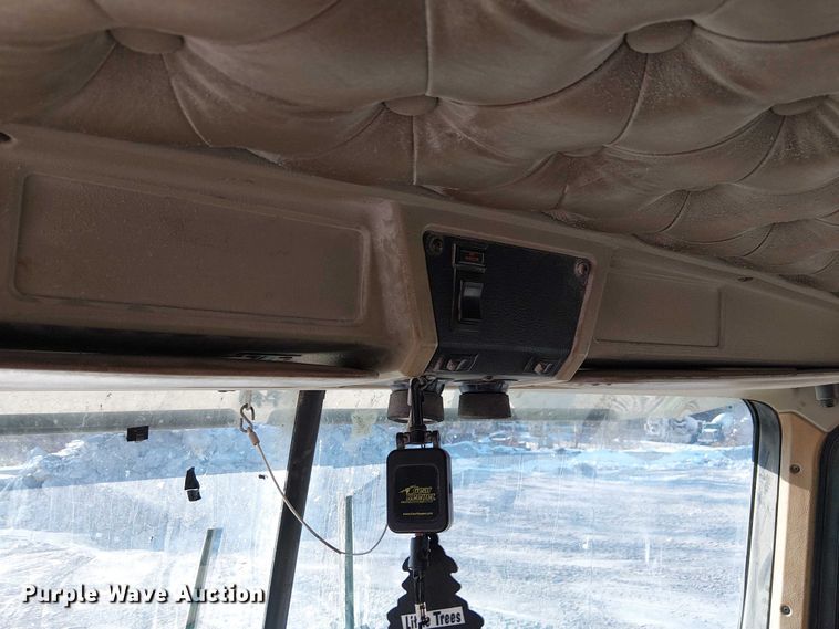 image for item FK0770 1999 Kenworth W900B semi truck