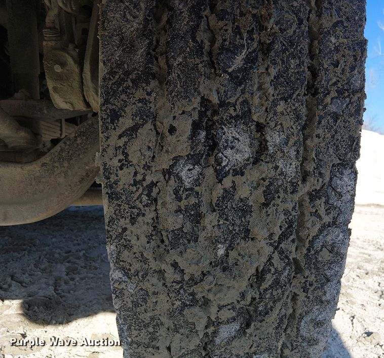 image for item FK0770 1999 Kenworth W900B semi truck