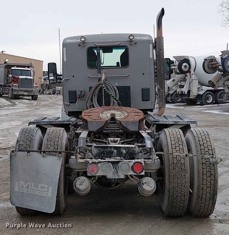 image for item FK0777 2019 Kenworth T880 semi truck