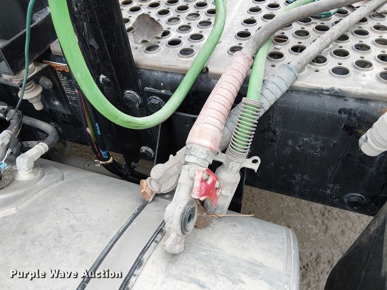 image for item FK0777 2019 Kenworth T880 semi truck