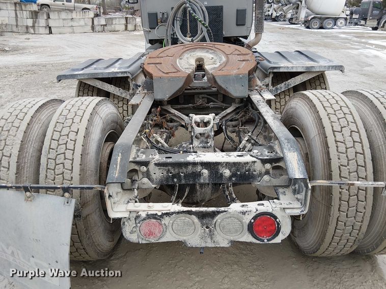 image for item FK0777 2019 Kenworth T880 semi truck