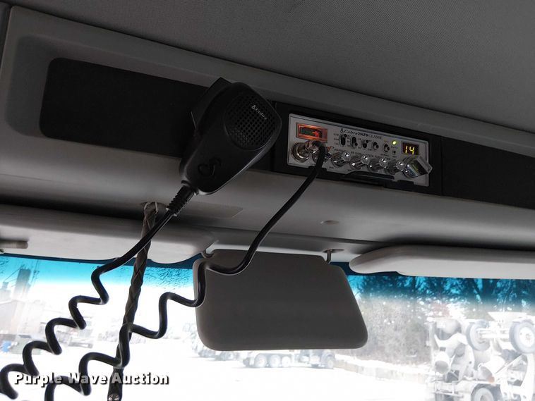 image for item FK0777 2019 Kenworth T880 semi truck