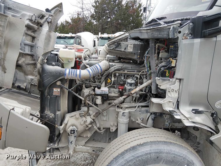 image for item FK0777 2019 Kenworth T880 semi truck