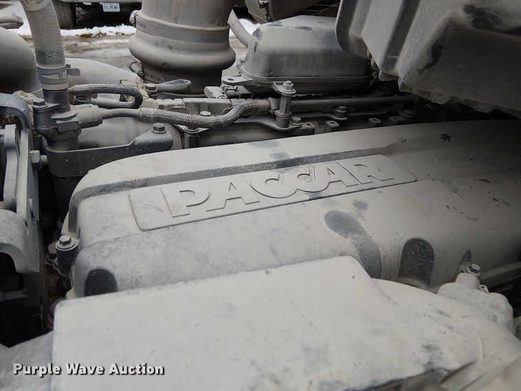 image for item FK0777 2019 Kenworth T880 semi truck