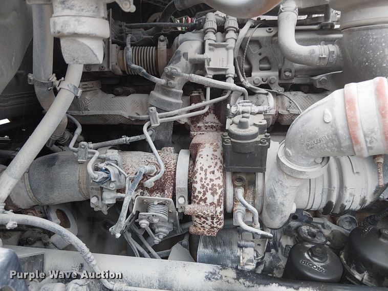 image for item FK0777 2019 Kenworth T880 semi truck