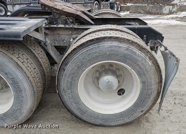 image for item FK0777 2019 Kenworth T880 semi truck