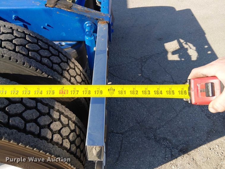 image for item FK0811 1985 International 9670 semi truck