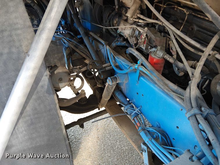 image for item FK0811 1985 International 9670 semi truck