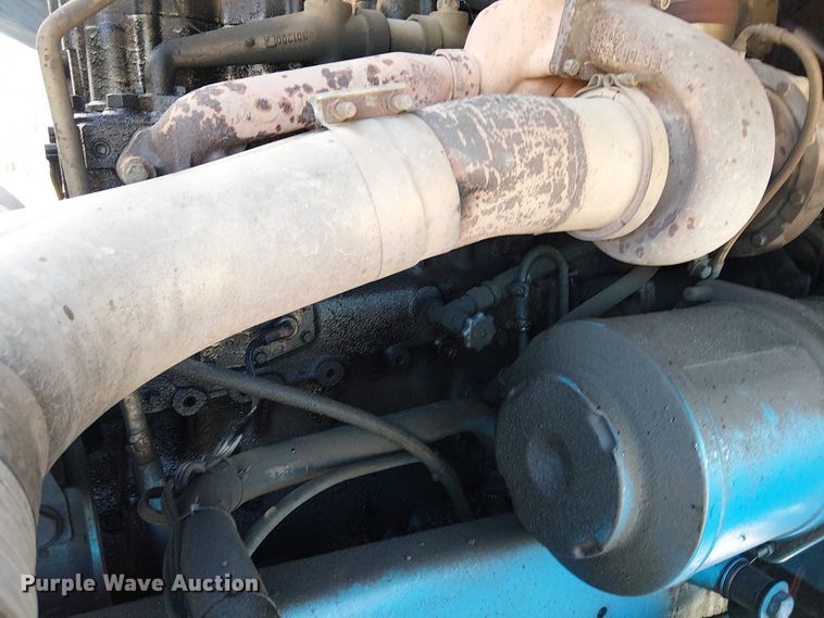 image for item FK0811 1985 International 9670 semi truck