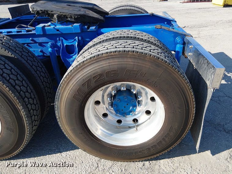 image for item FK0811 1985 International 9670 semi truck